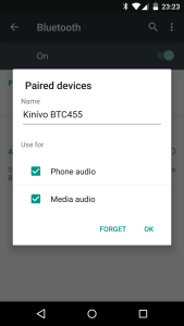 Kinivo BTC455 podržava dva istovremeno spojena smartfona, za koje može funkcionirati kao handsfree i playback uređaj